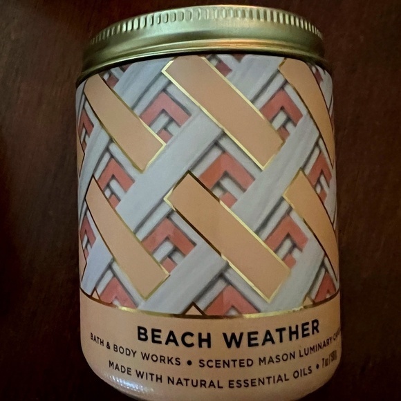 🆕BATH & BODY WORKS ⛱️ BEACH WEATHER Single Wick Candle ⛱️ NEW Retired NWT - Picture 1 of 2